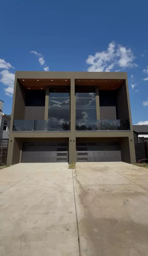 818 Lambert St, Dallas, TX 75203