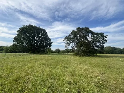 000 Cr 15580, Paris, TX 75462