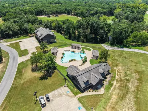 208 Castlewood St, Gordonville, TX 76245