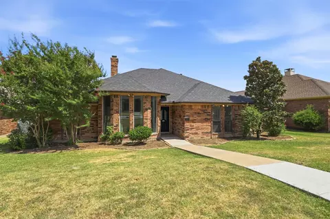3802 Cromwell Dr, Carrollton, TX 75007