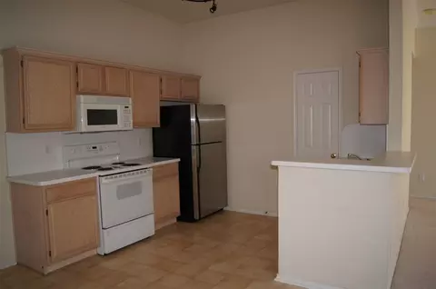 Kitchen - 8317 Spinnaker Cv, Rowlett, TX 75089 photo 1 of 1