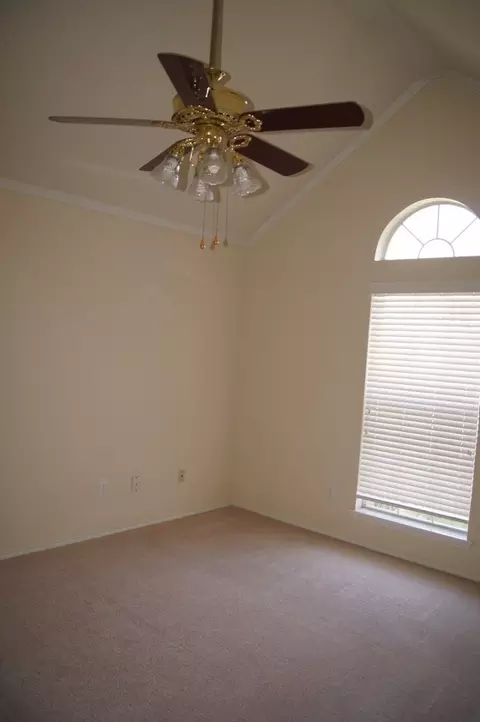 Bedroom - 8317 Spinnaker Cv, Rowlett, TX 75089 photo 3 of 3