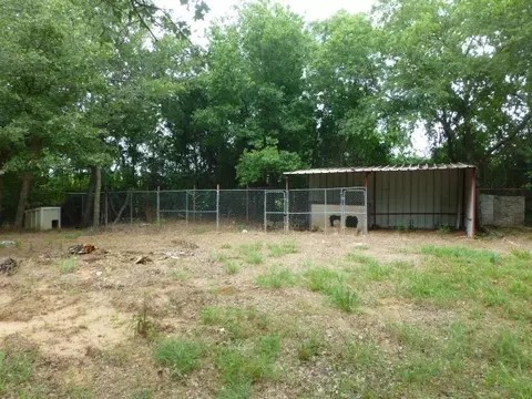 Exterior - 119 Hayes Ct, Springtown, TX 76082 photo 3 of 3