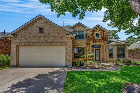 9310 Marble Falls Dr, Arlington, TX 76002