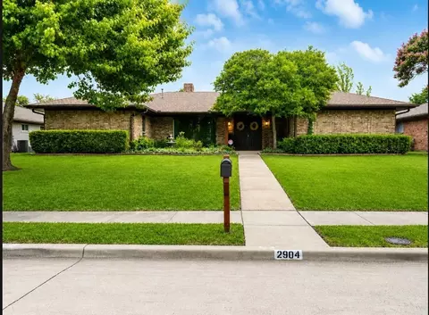 2904 Robin Rd, Plano, TX 75075