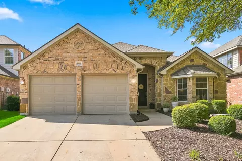1124 Wilson Dr, Lantana, TX 76226