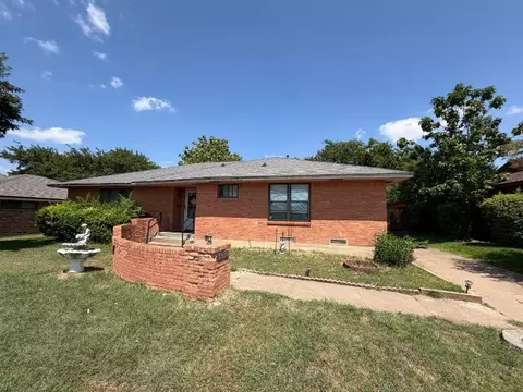 5916 Shady Crest Trl, Dallas, TX 75241