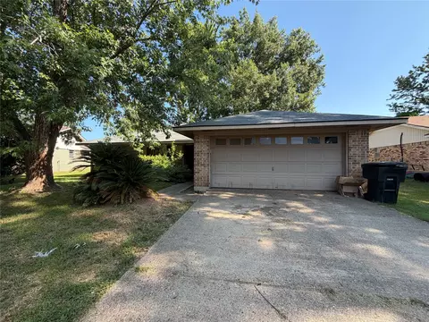 5315 Hollyhock Ln, Bossier City, LA 71112
