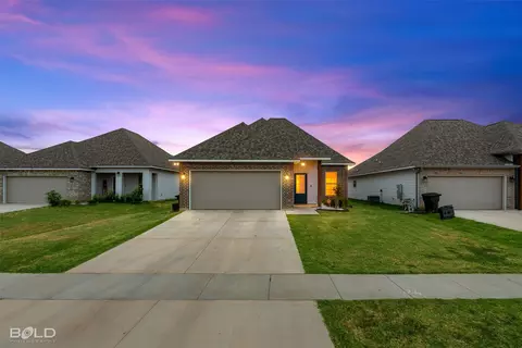 27 Venecia Ct, Bossier City, LA 71111