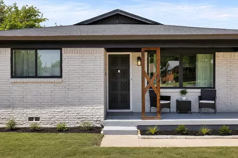 2915 Clinton Ave, Fort Worth, TX 76106