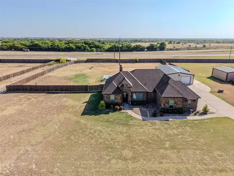 123 Cactus Dr, Decatur, TX 76234