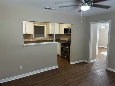 Living - 319 E Holley St, Mesquite, TX 75149 photo 3 of 9
