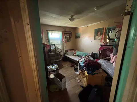 Bedroom - 649 Avenue F, Hamlin, TX 79520 photo 3 of 4