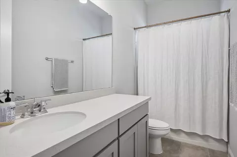 Bath - 11828 Prudence Dr, Haslet, TX 76052 photo 4 of 5
