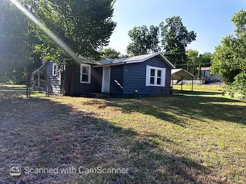 616 Astoria Ave, Azle, TX 76020
