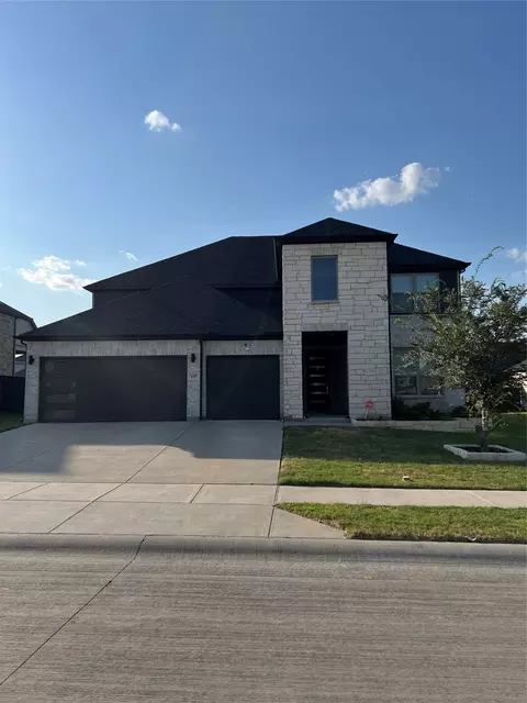 197 Western Way, Waxahachie, TX 75165