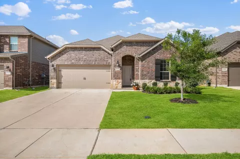 10408 Bluestone Ln, Aubrey, TX 76227