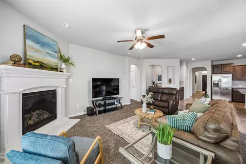2508 Red Draw Rd, Fort Worth, TX 76177