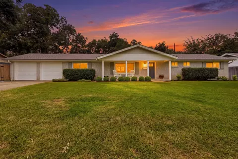 6908 Wycliff St, Fort Worth, TX 76116