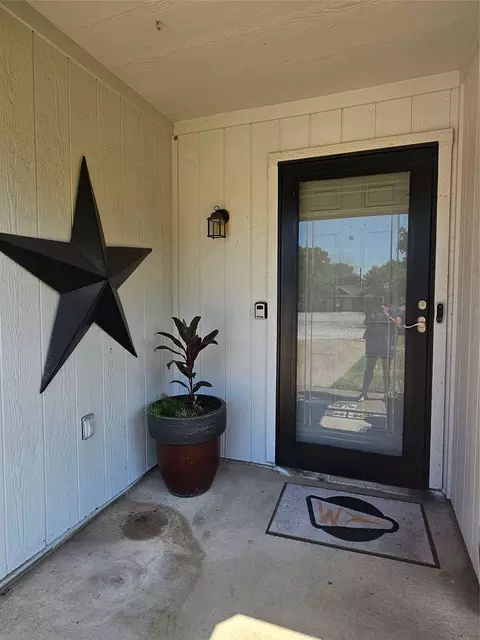 7239 Muse Ct, Fort Worth, TX 76112