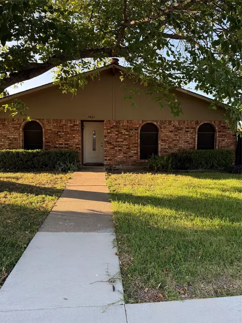 3801 Guthrie Rd, Garland, TX 75043