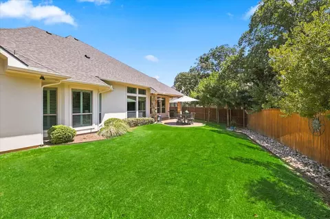 Exterior - 412 Nora Ln, Argyle, TX 76226 photo 7 of 7