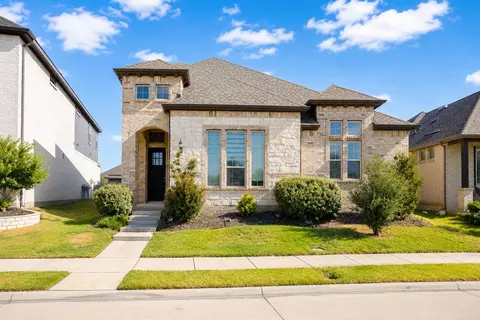1655 Fagan St, Farmers Branch, TX 75234