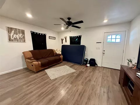 Living - 3632 N 22nd St, Waco, TX 76708 photo 1 of 2