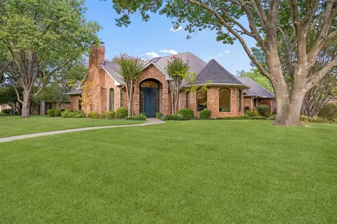 2112 Brandeis Dr, Richardson, TX 75082