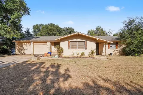 1553 Montclair Dr, Fort Worth, TX 76103