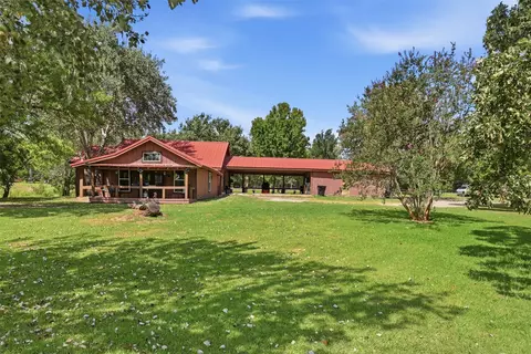 2868 State Highway 37 N, Clarksville, TX 75426