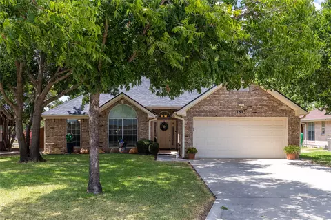 1613 Southgate Dr, Brownwood, TX 76801