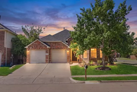 319 Sugarberry Ln, Rockwall, TX 75087