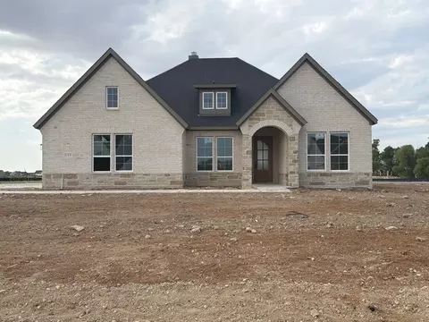153 Pheasant Run Dr, New Fairview, TX 76078