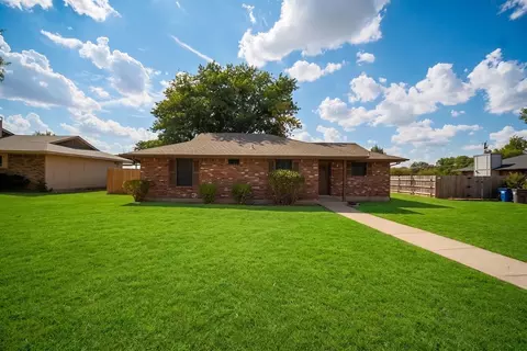 1715 Jenkins Ln, Glenn Heights, TX 75154