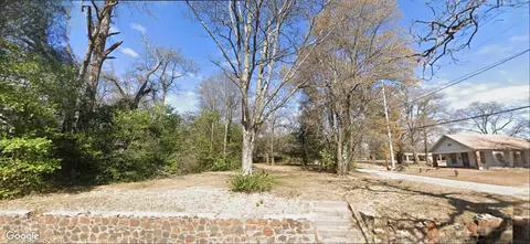 1303 W Lollar St, Tyler, TX 75702