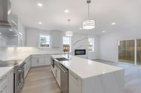 708 W White Ave, Mckinney, TX 75069