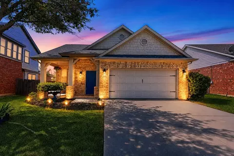 10969 Hawks Landing Rd, Haslet, TX 76052