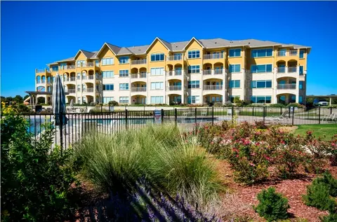 9900 Northshore Blvd #3304, Corsicana, TX 75109