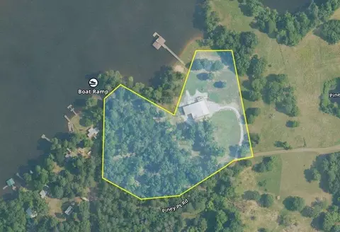 111 Cypress Bay Dr, Milam, TX 75959