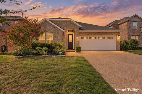 1517 Sea Island Rd, Aubrey, TX 76227