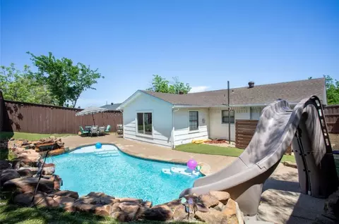 641 Furlong Dr, Dallas, TX 75211