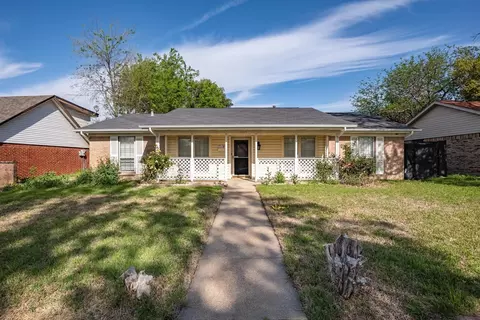 1017 Mill River Dr, Garland, TX 75043
