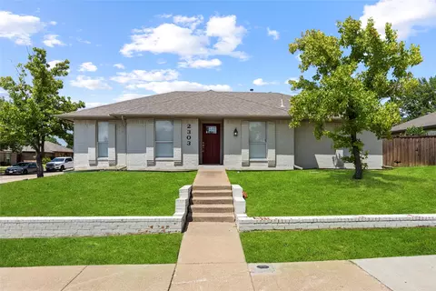 2303 Silverthorne Dr, Dallas, TX 75287