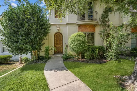 3633 Crestline Rd, Fort Worth, TX 76107