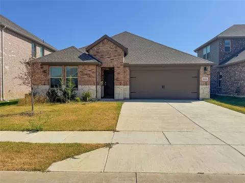 9836 High Grade Dr, Aubrey, TX 76227