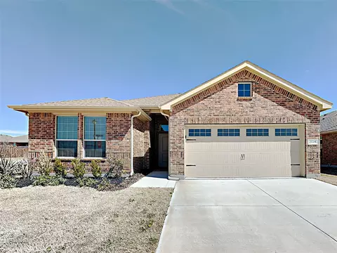 2606 Lavender Ln, Glenn Heights, TX 75154