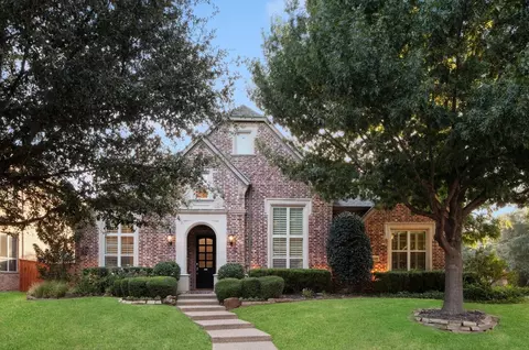 9114 Parson Dr, Lantana, TX 76226