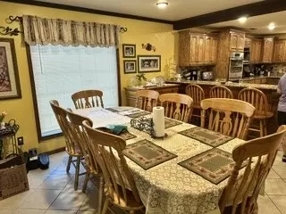 Dining - 2924 Windsor Ave, Waco, TX 76708 photo 2 of 3