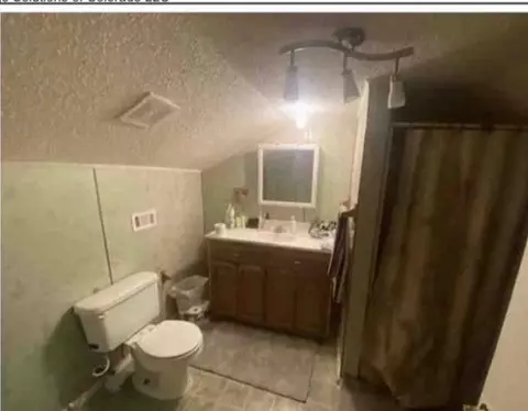 Bath - 2924 Windsor Ave, Waco, TX 76708 photo 2 of 4